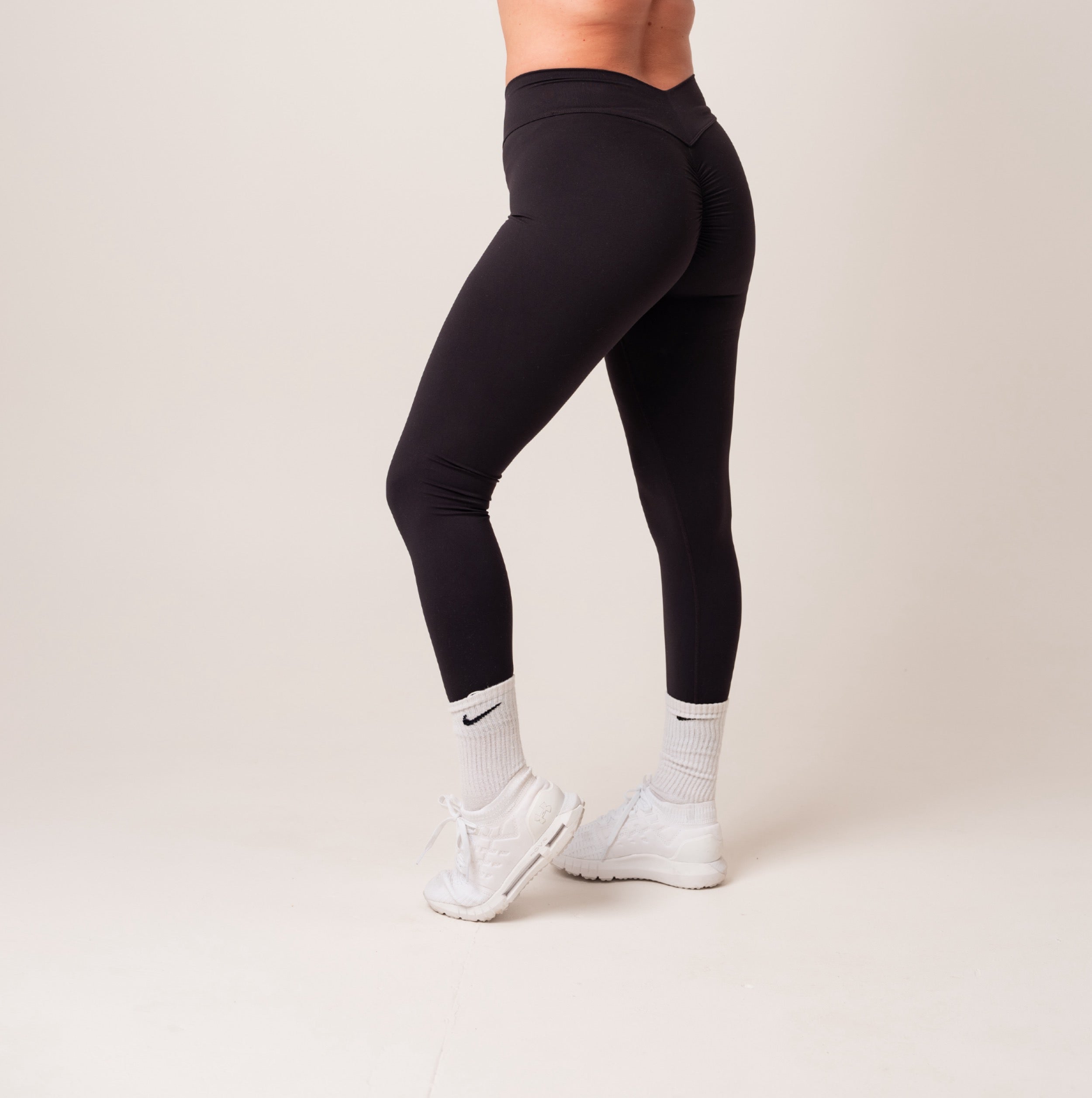 V Shape Tights - Black