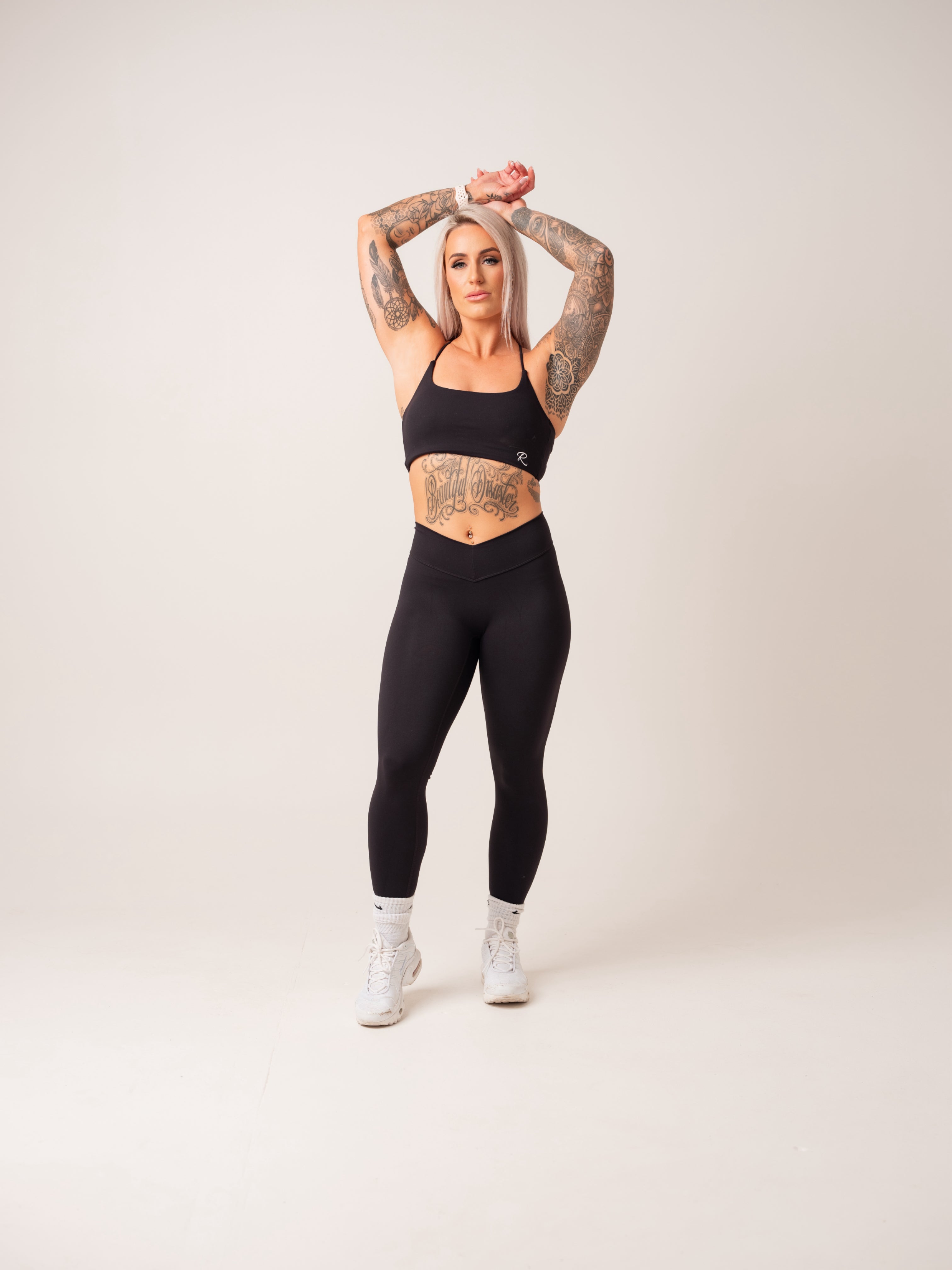 V Shape Tights - Black