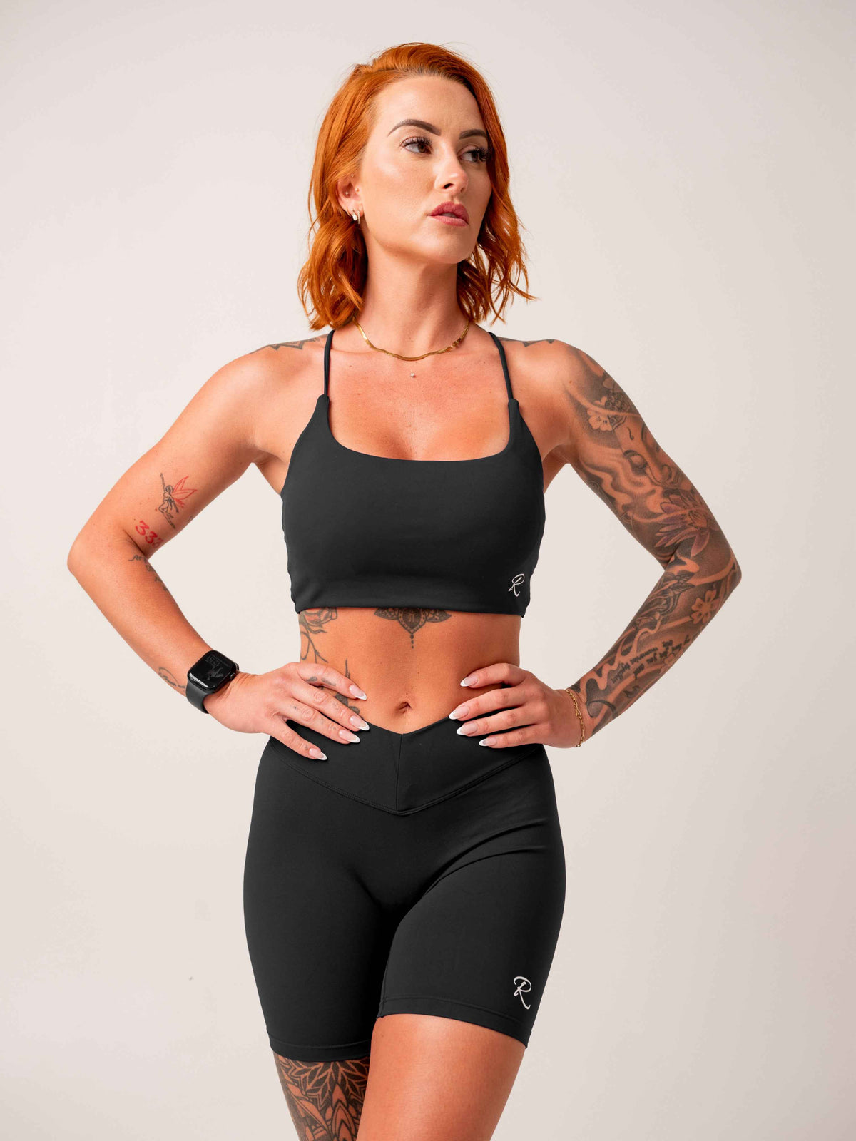 V Shape Shorts - Black