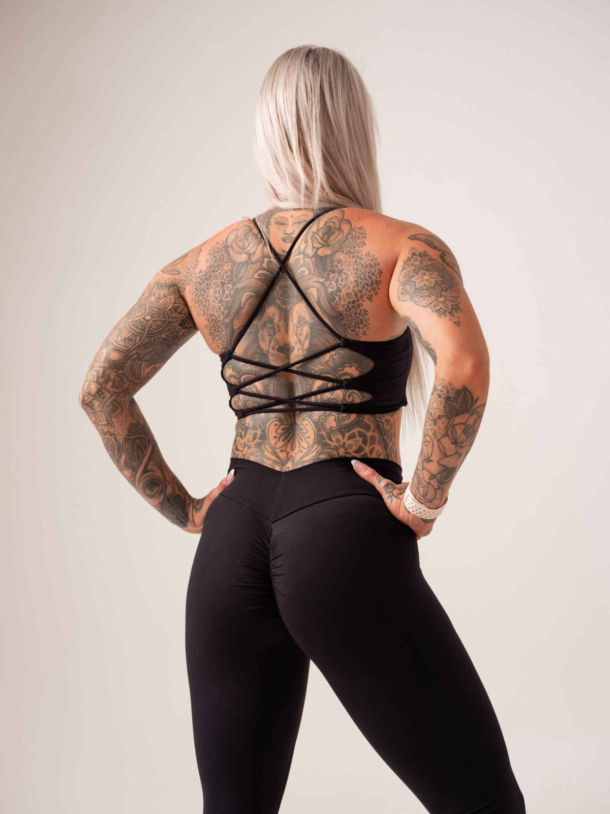 V Shape Tights - Black