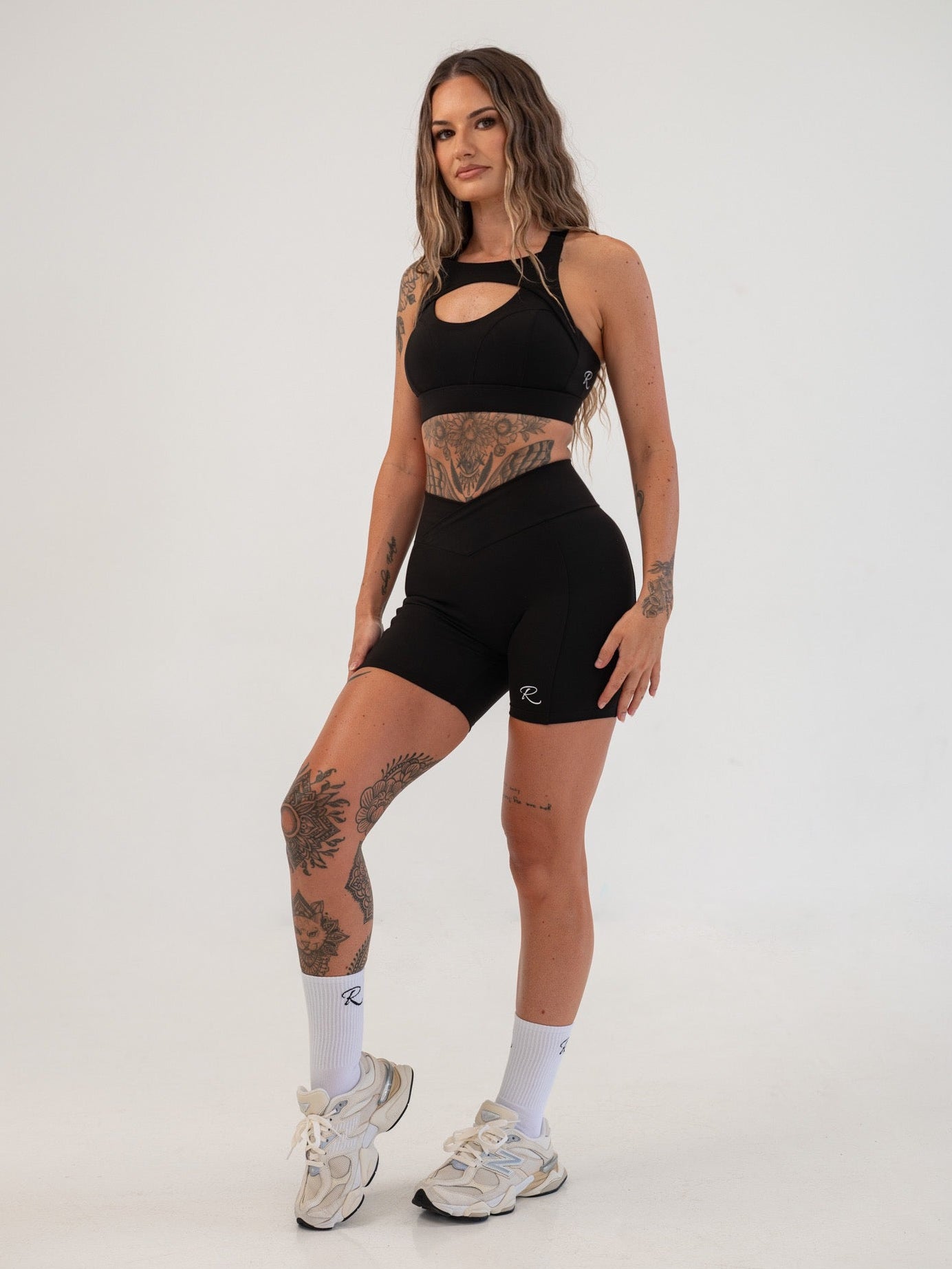 Luxe Cut-Out Crop - Black