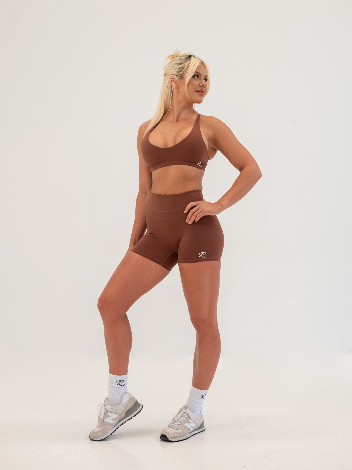 Perform Crop - Chocolate