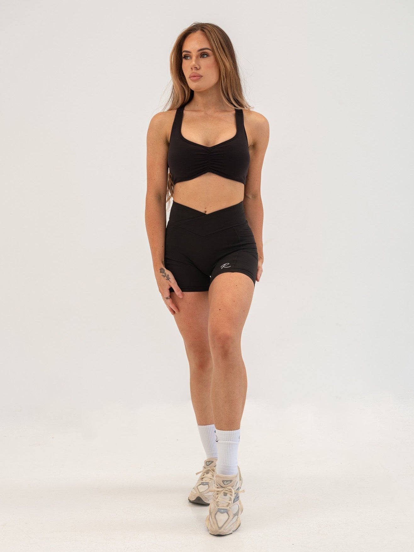 Luxe Scrunch Crop - Black
