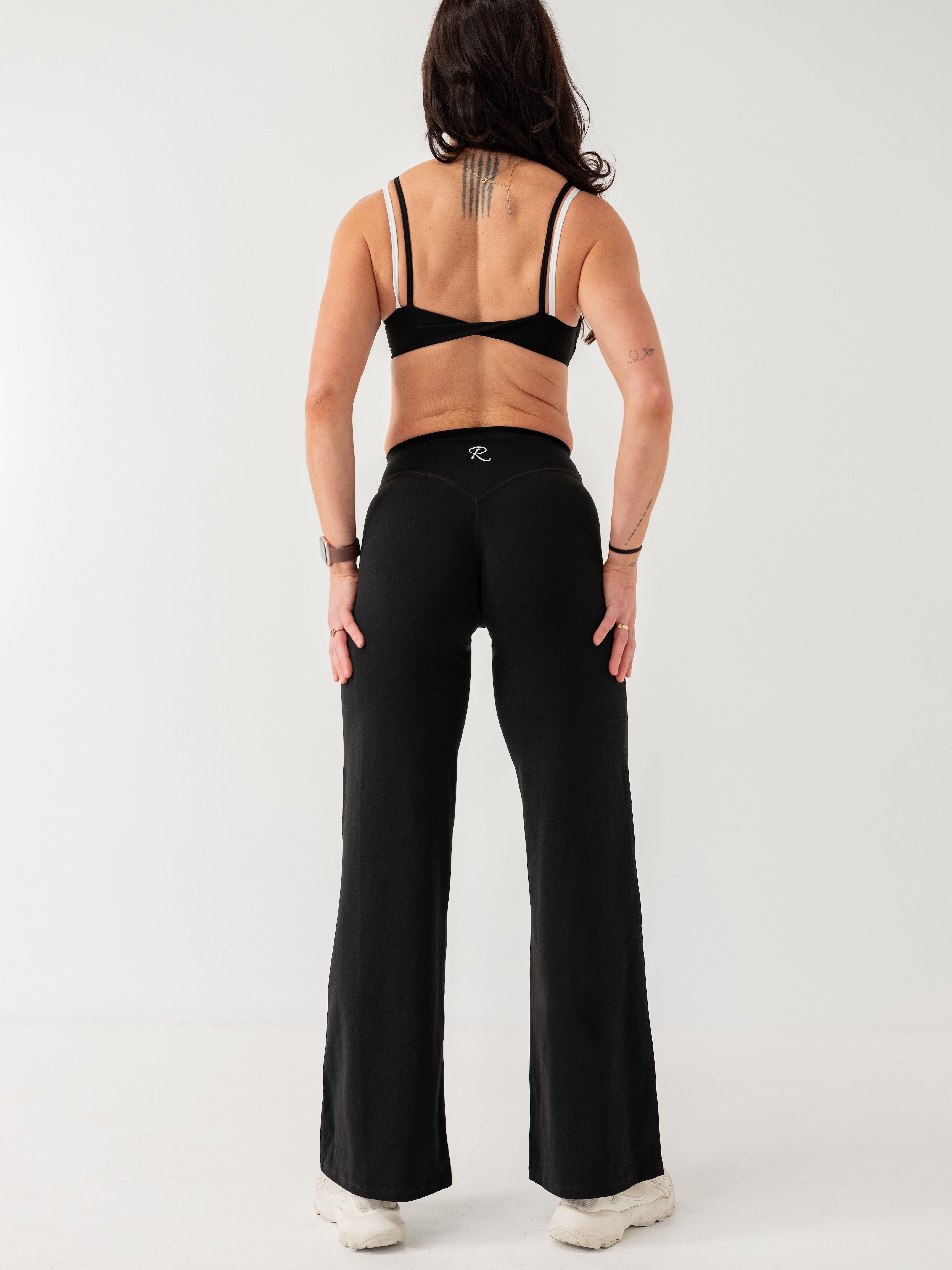 Essential Wide-Leg Tights - Black
