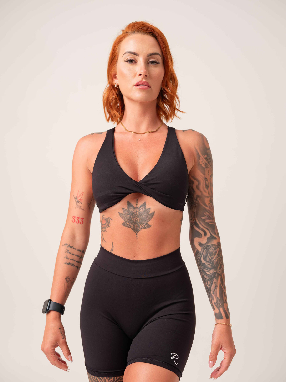 Contour Shorts - Black