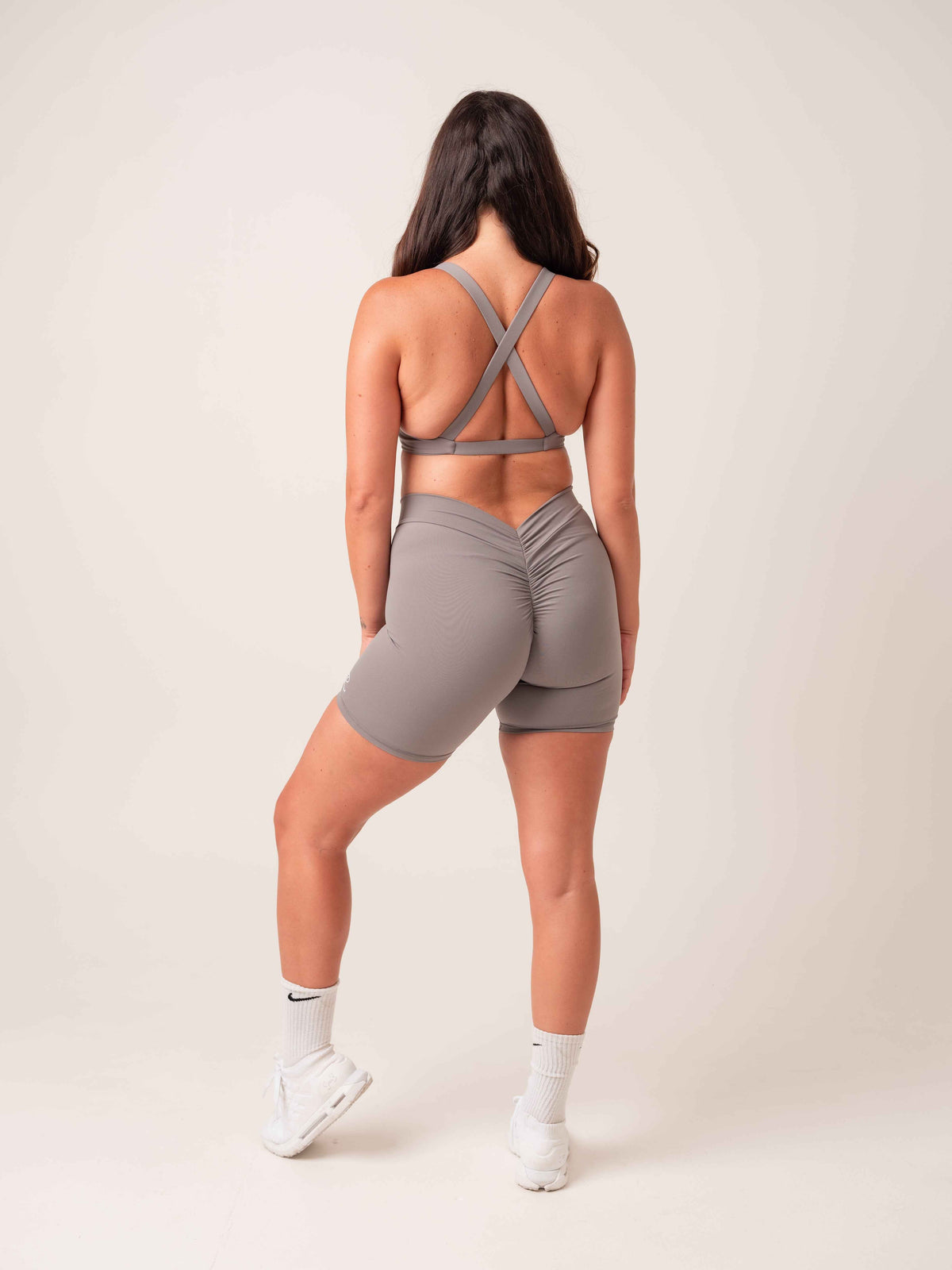 Contour Shorts - Grey