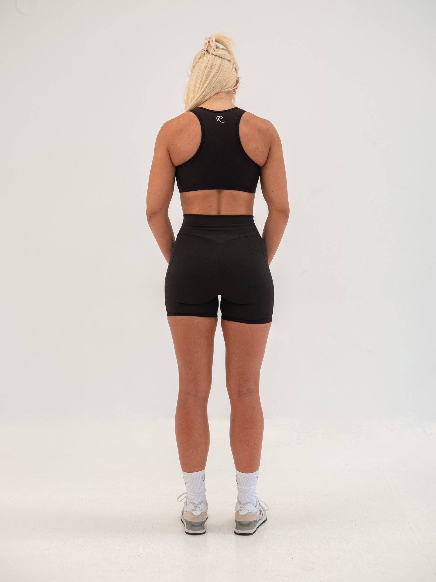 Luxe Scrunch Crop - Black