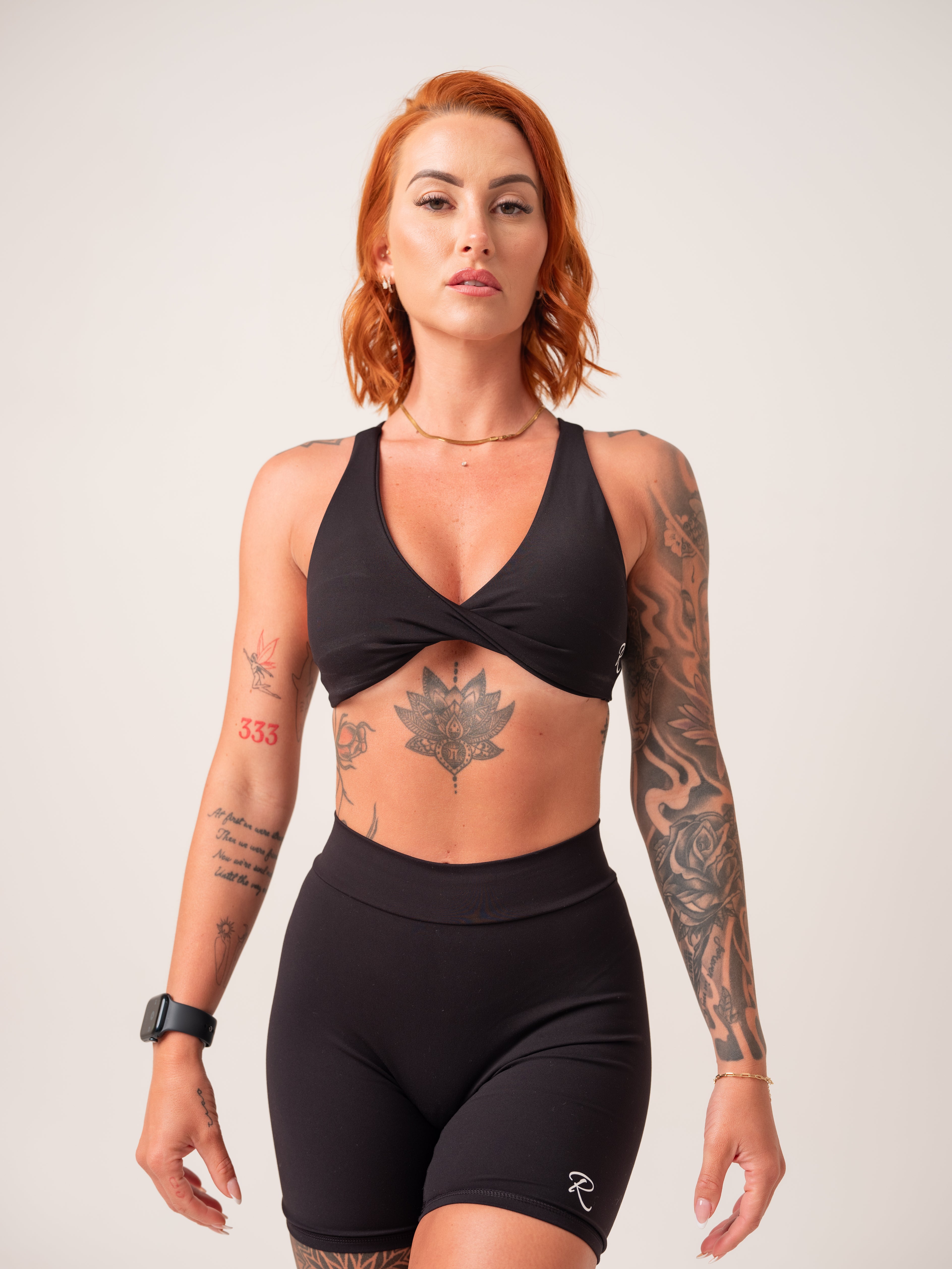 Contour Shorts - Black