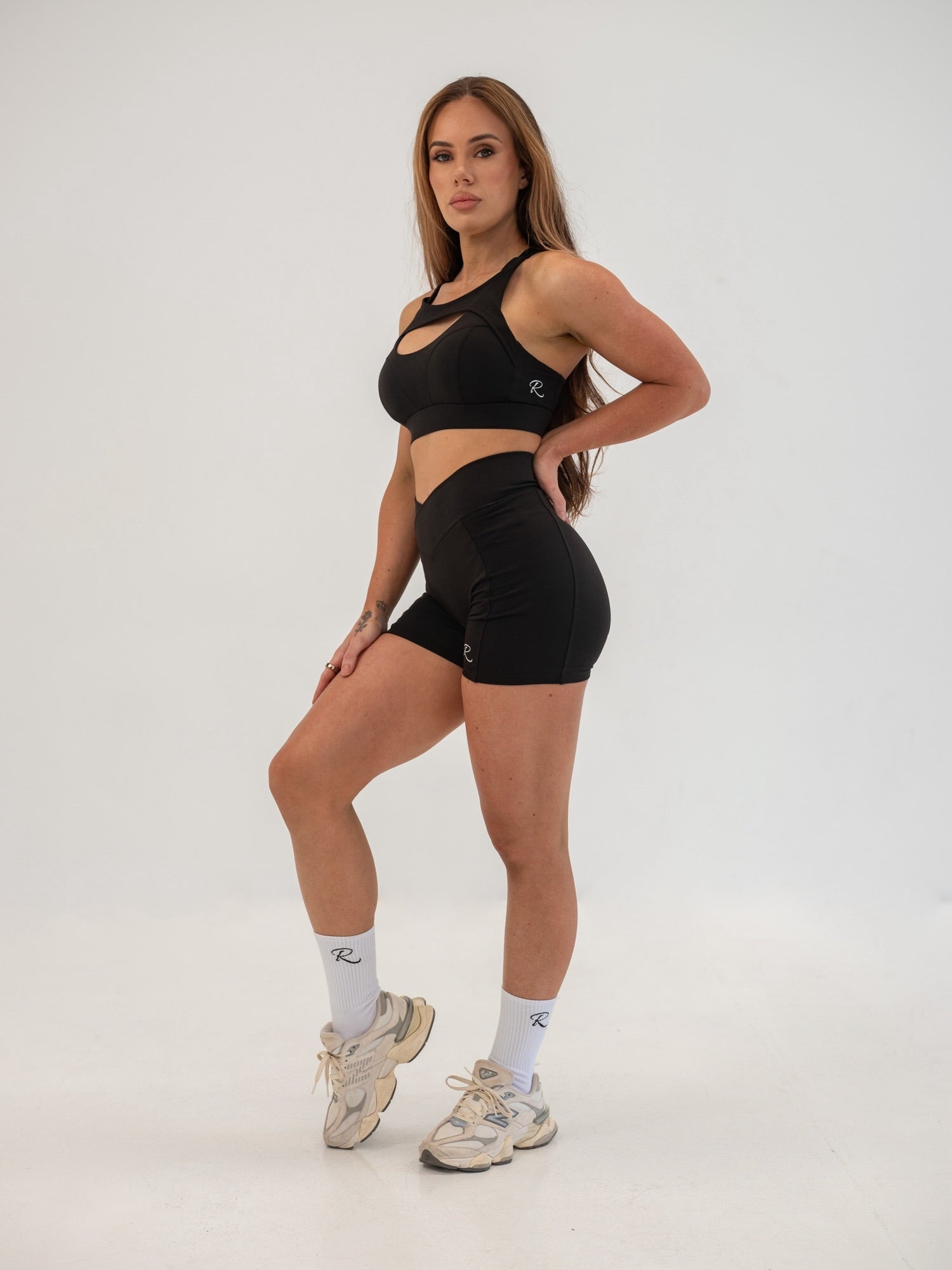 Luxe Cut-Out Crop - Black